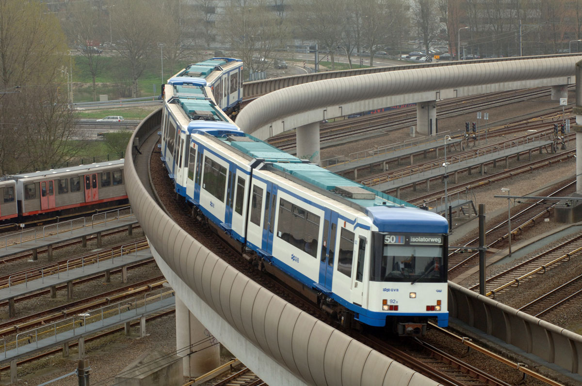 Amsterdam Metro on Amstel flyover with Lankhorst Hybrid Polymer sleepers installed in 2015 on elevated track infrastructure